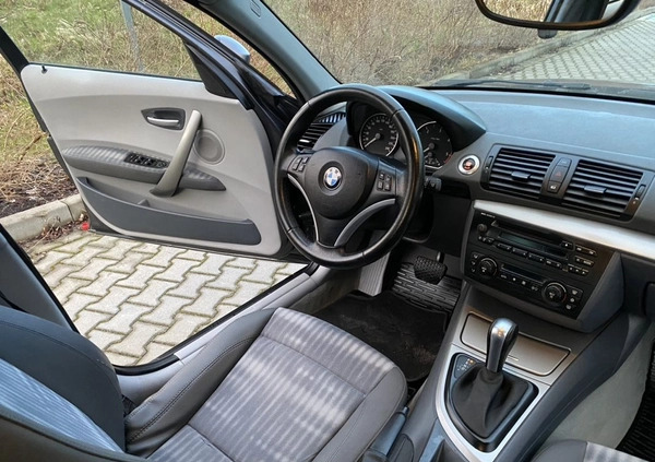 BMW Seria 1 cena 19900 przebieg: 285369, rok produkcji 2005 z Olsztyn małe 79